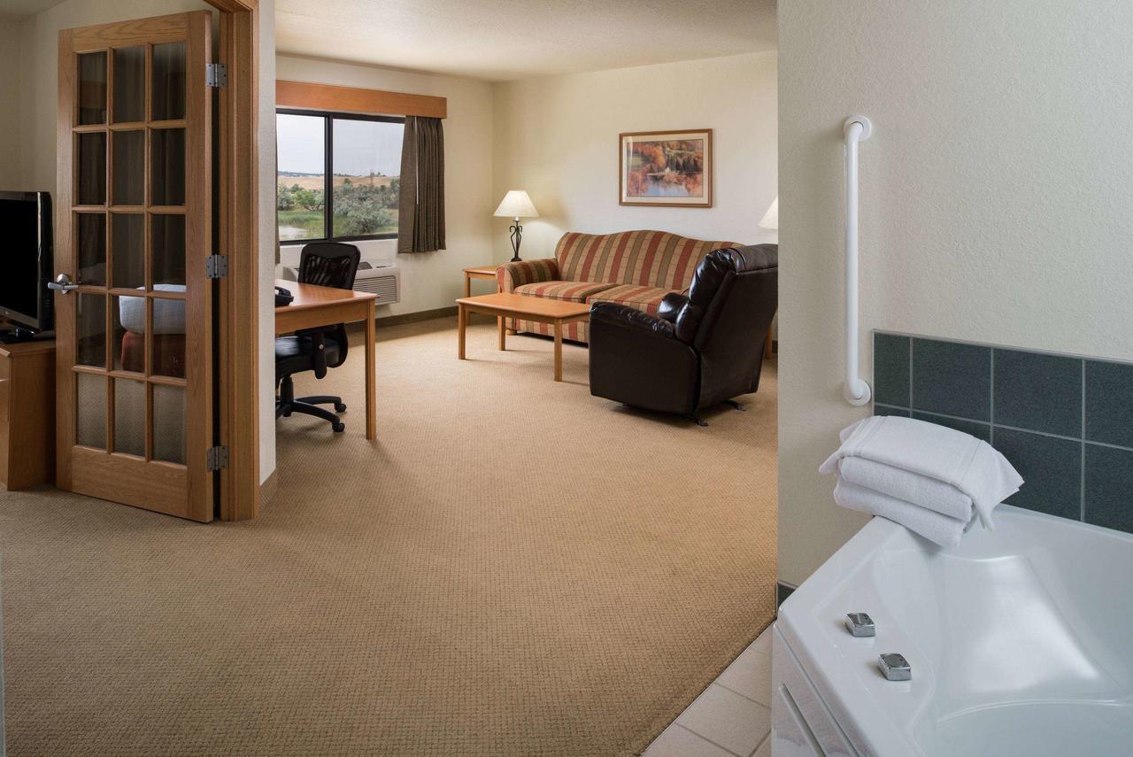 Americinn By Wyndham Belle Fourche Exteriér fotografie